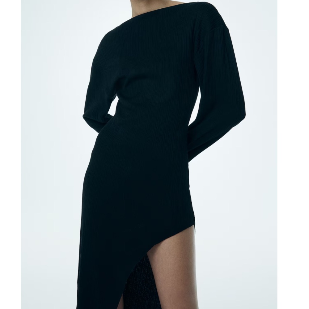 H&M Ribbed Asymmetric Dress - Picture 2 of 3